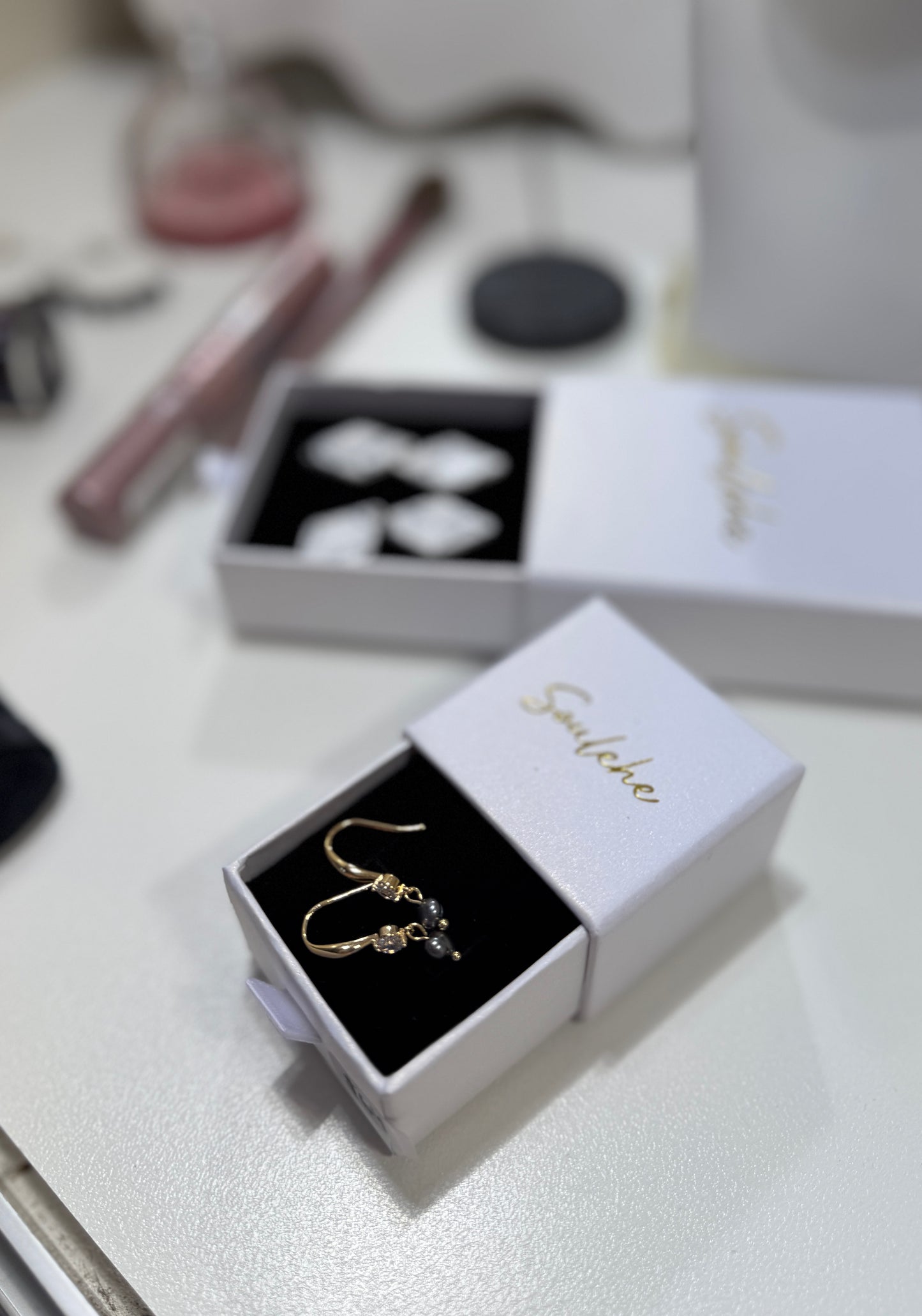 Black Pearl - Independence, Love, protection