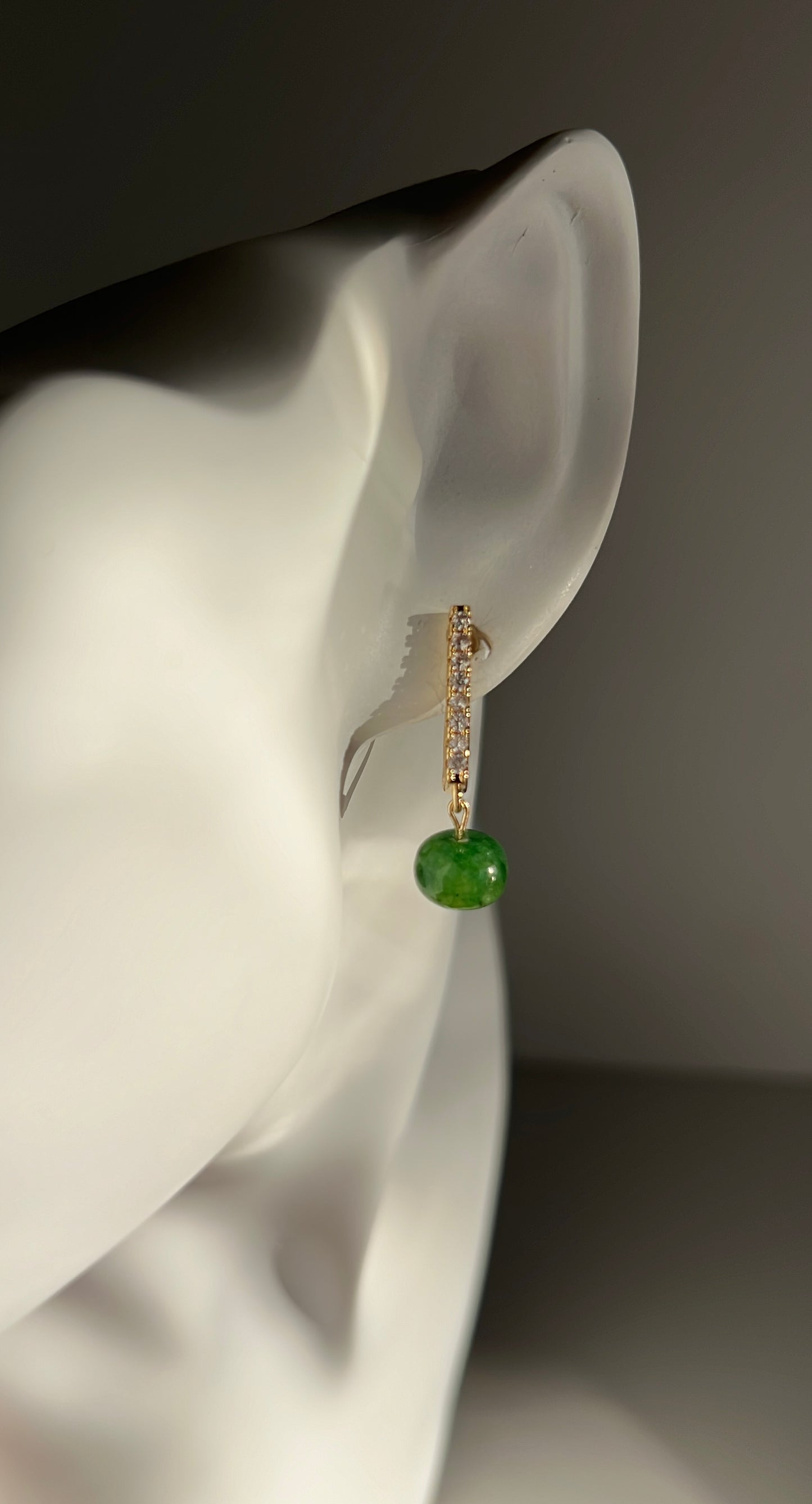 Emerald Bar - Dreams, Supports Creativity, Peace
