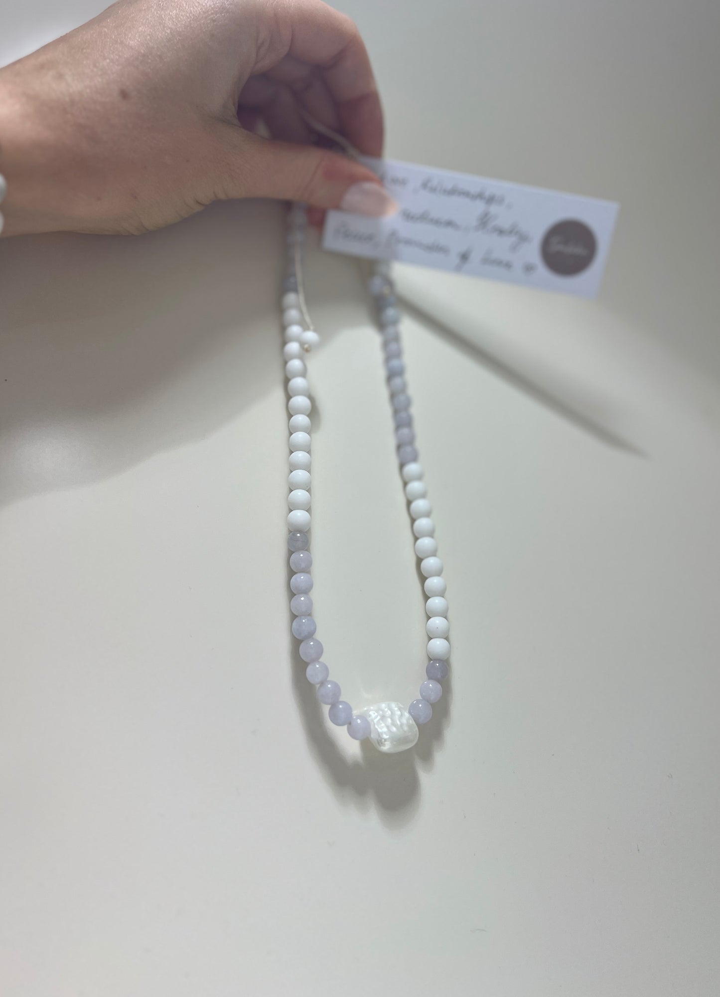 Serenity, Intuition, Decision making • White Agate, Aquamarine & Shell