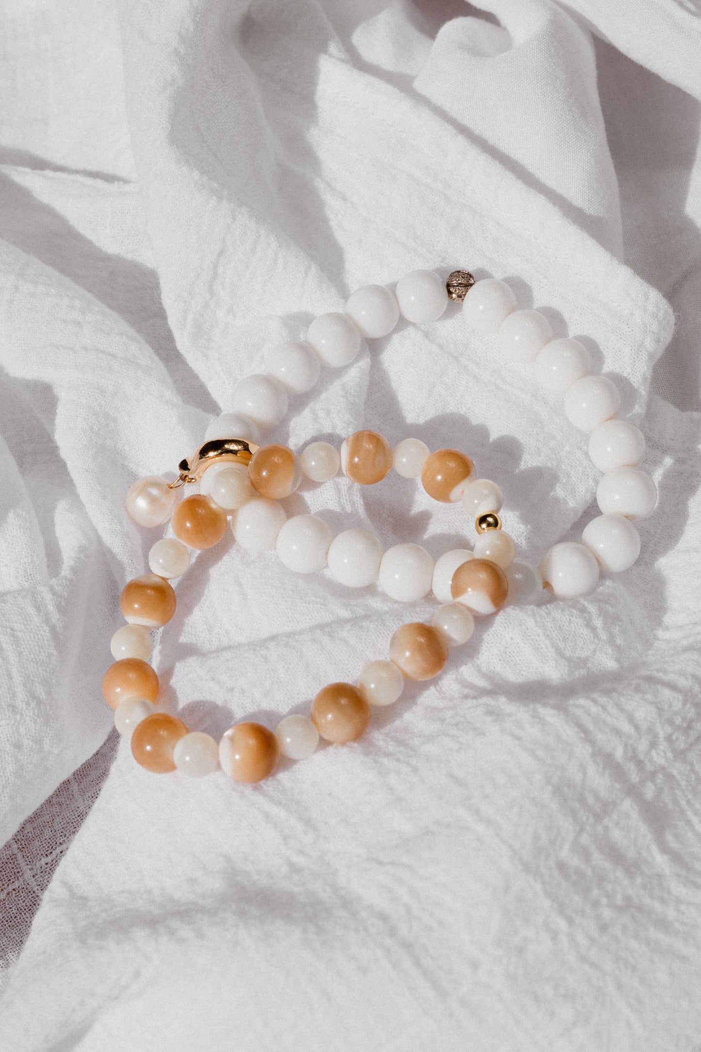 shell gold bracelet