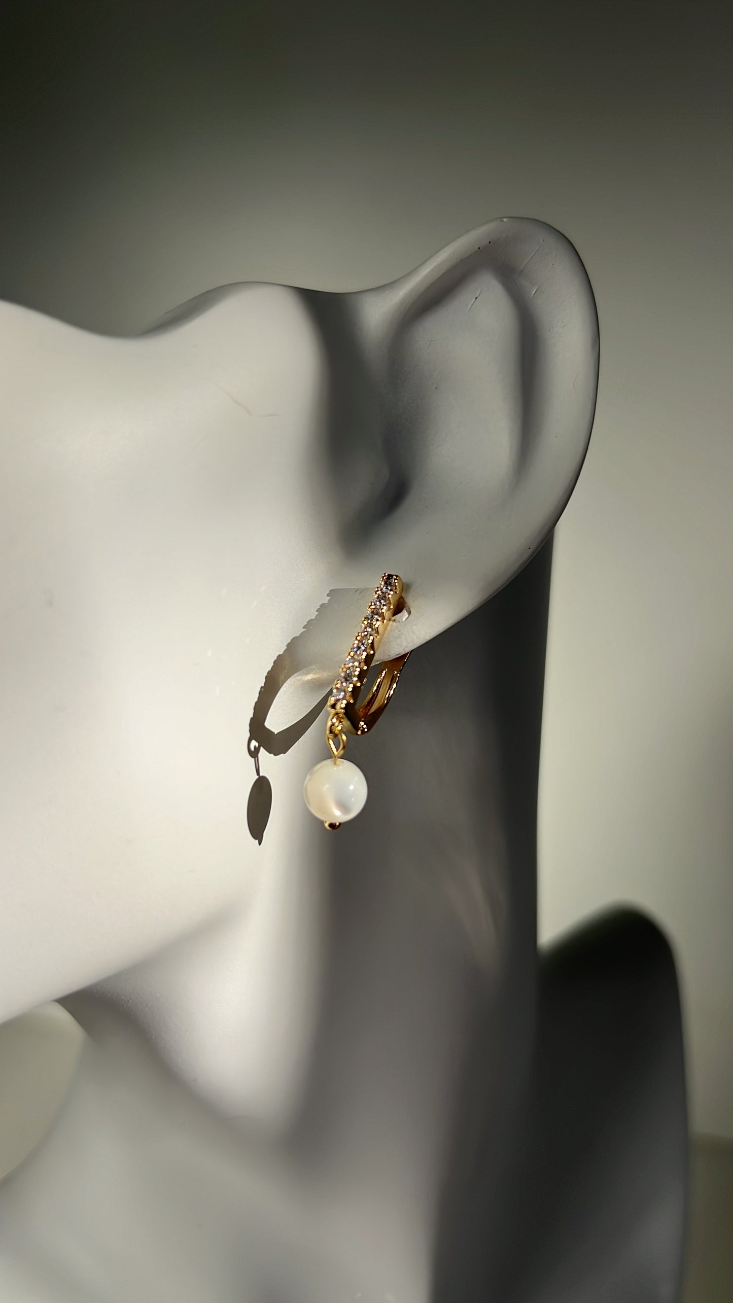White Shell earrings