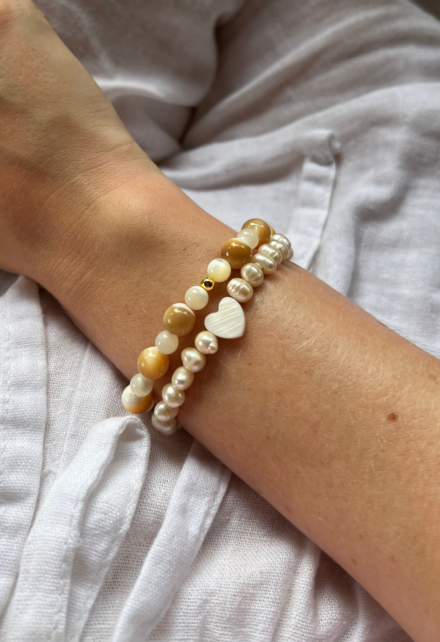 shell gold bracelet