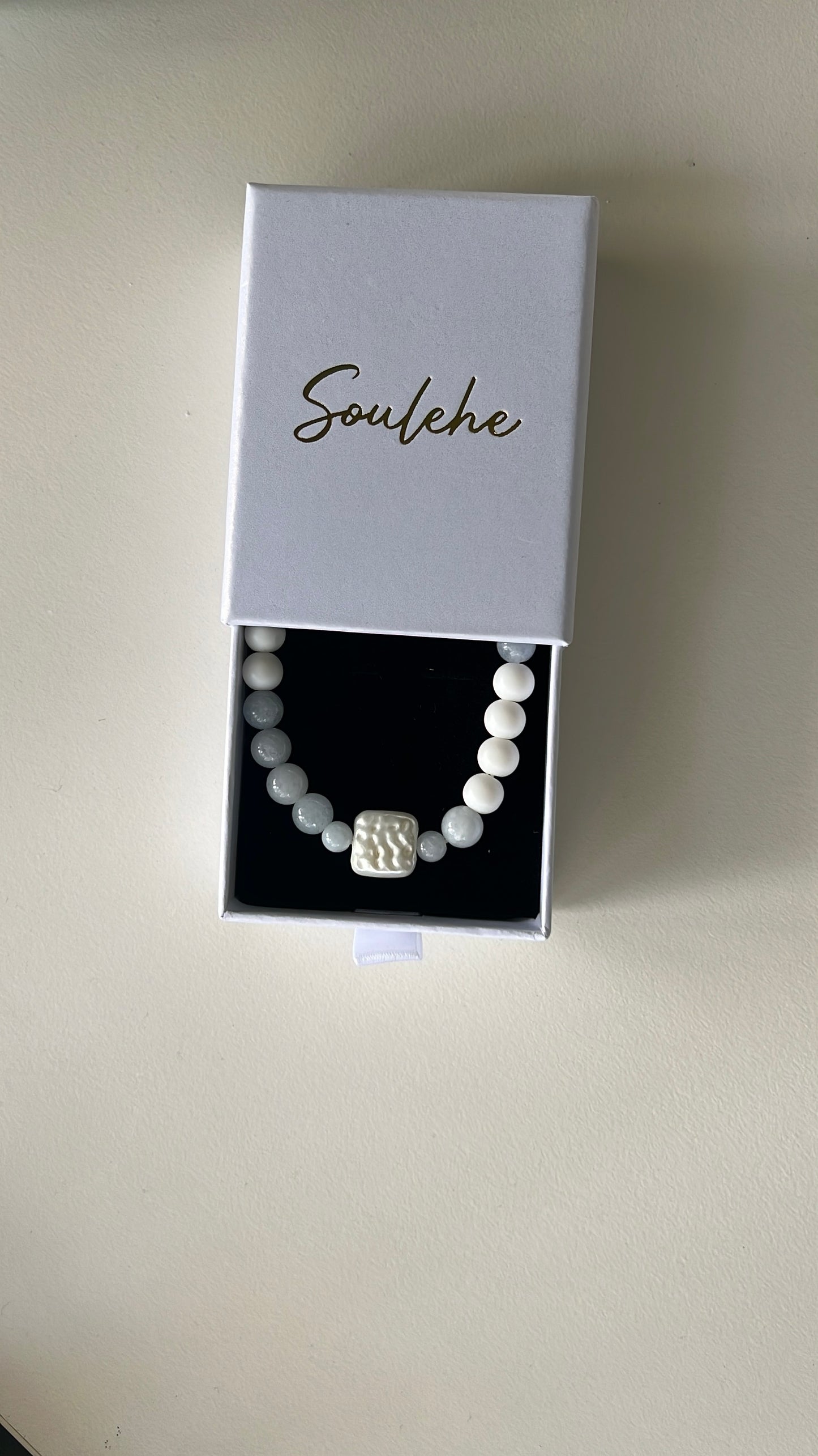Balance x Courage Bracelet - Aquamarine, Shell, White Agate