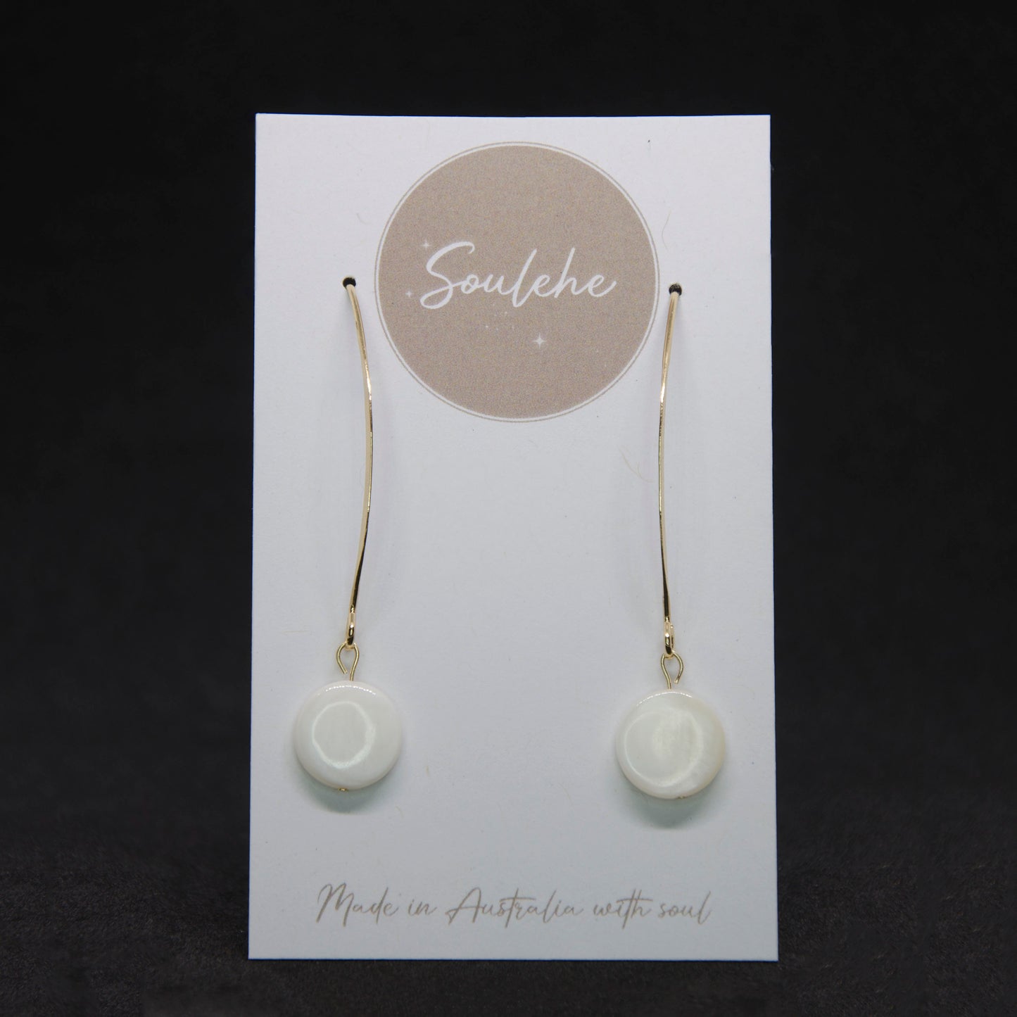 Beauty x Femininity • Earrings • Pearl & 18K Gold plated