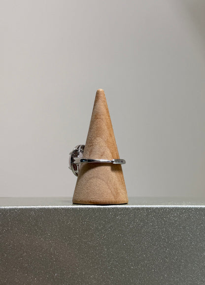 Rose Quartz Oval • 925 Sterling Silver