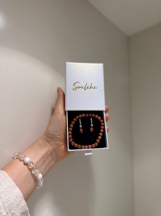 Sandstone bracelet with matching gold Sandstone earrings.