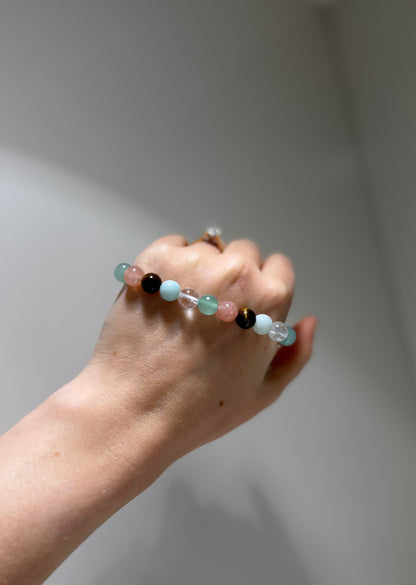 Leo Luck Bracelet with Amazonite, Green Aventurine, Tiger Eye, Sunstone and Clear Quartz, handmade – Soulehe.