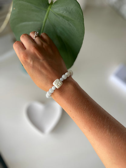 Balance x Courage Bracelet - Aquamarine, Shell, White Agate