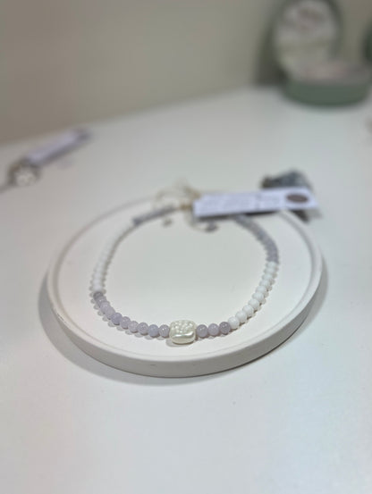 Serenity, Intuition, Decision making • White Agate, Aquamarine & Shell