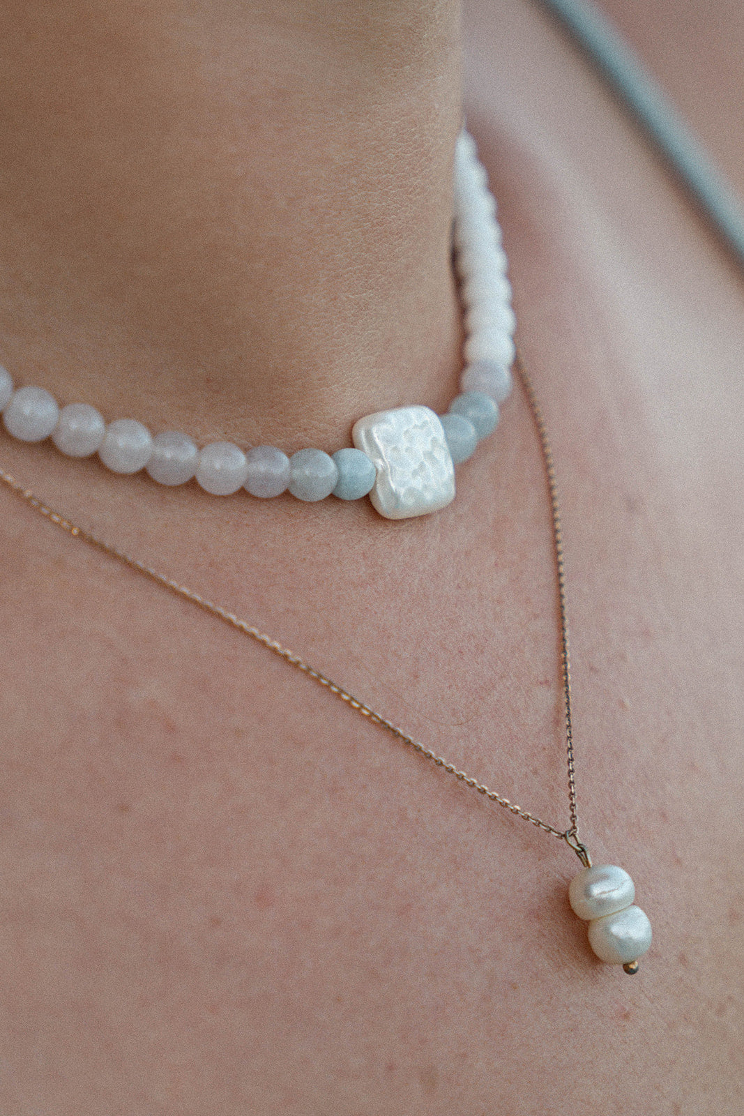 Serenity, Intuition, Decision making • White Agate, Aquamarine & Shell