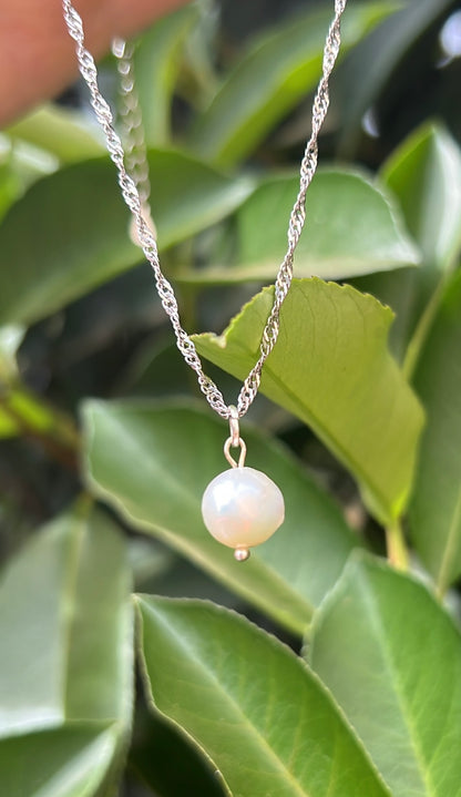 Solo Pearl • 925 Sterling Silver