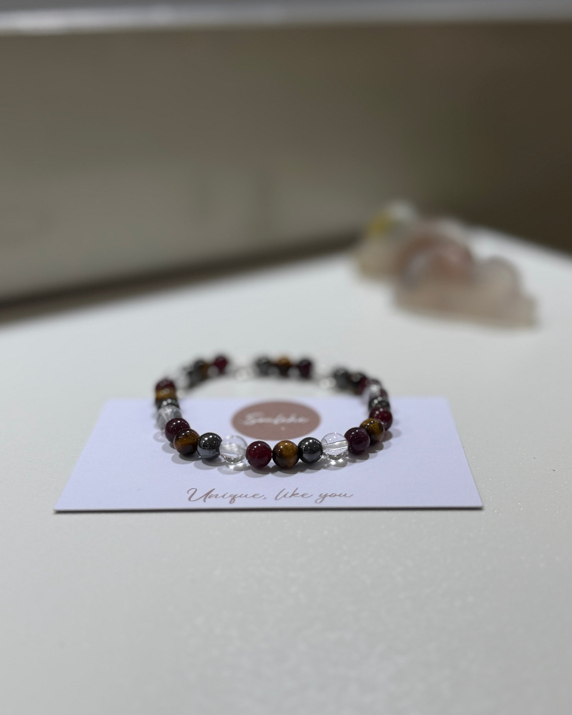 Tiger Eye, Clear Quartz, Garnet and Hematite bracelet, handmade – Soulehe.