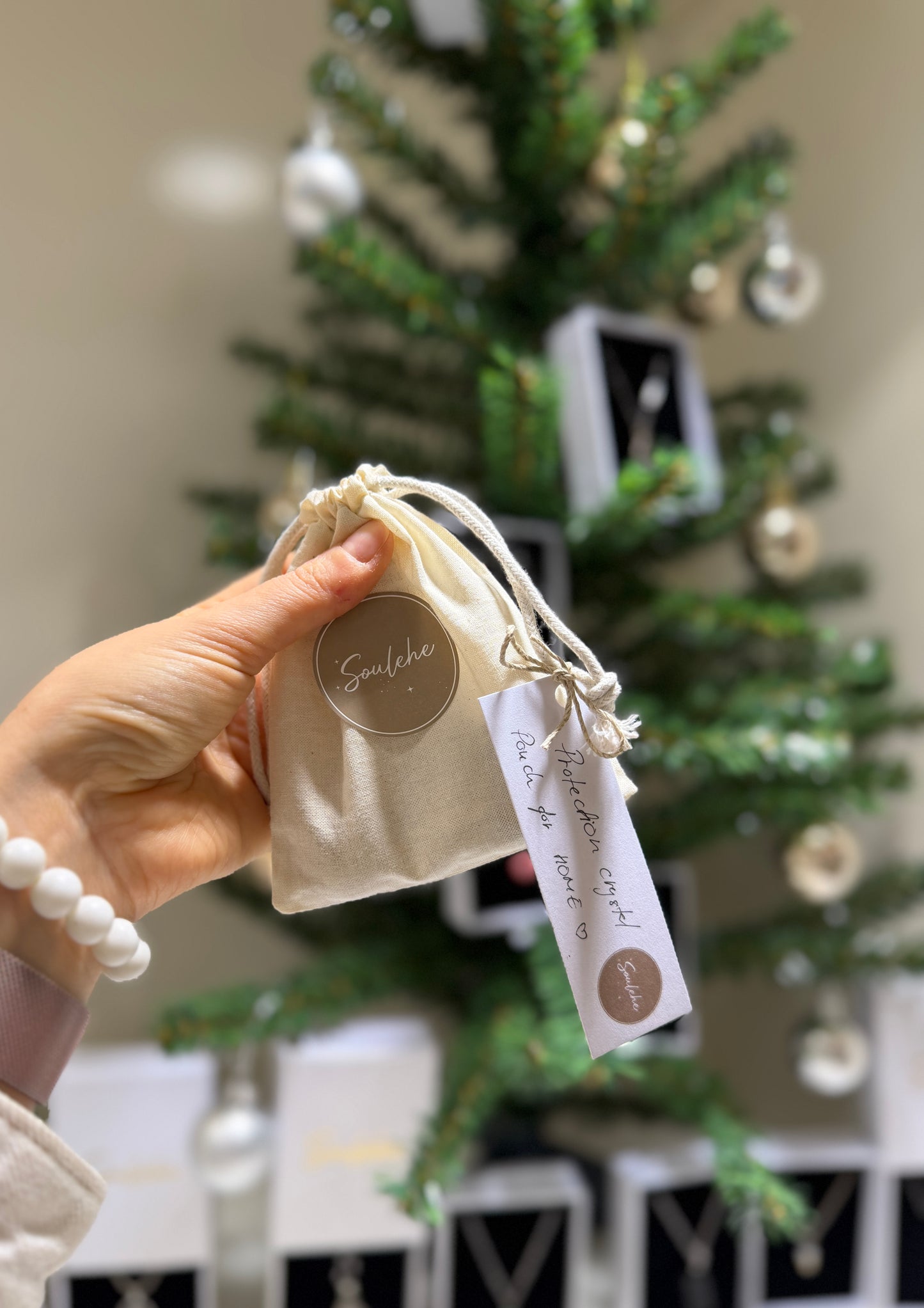 Cotton protection crystal pouch with Hematite, Tiger’s Eye, Smoky Quartz and Clear Quartz.