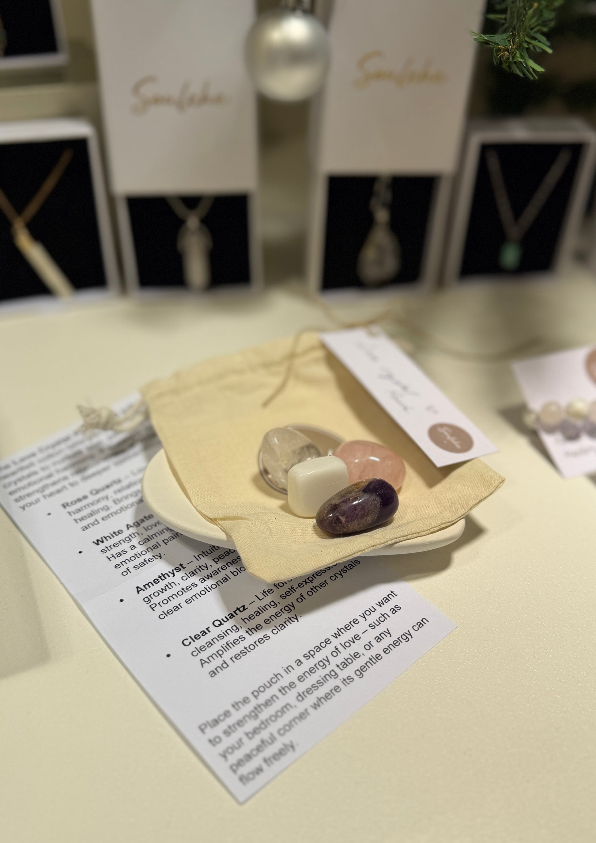 Cotton love crystal pouch with Rose Quartz, White Agate, Amethyst and Clear Quartz.