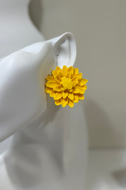 Golden Dahlia