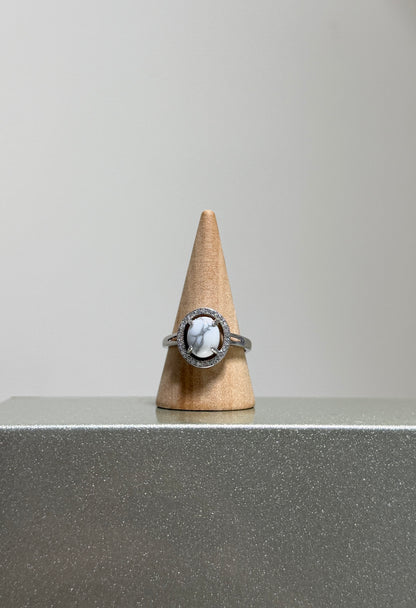 Howlite Oval • Ring  • 925 Sterling Silver