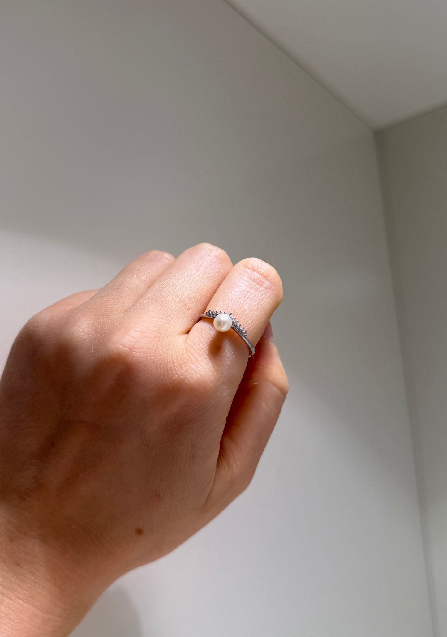 Freshwater Pearl Swirve • 925 Sterling Silver