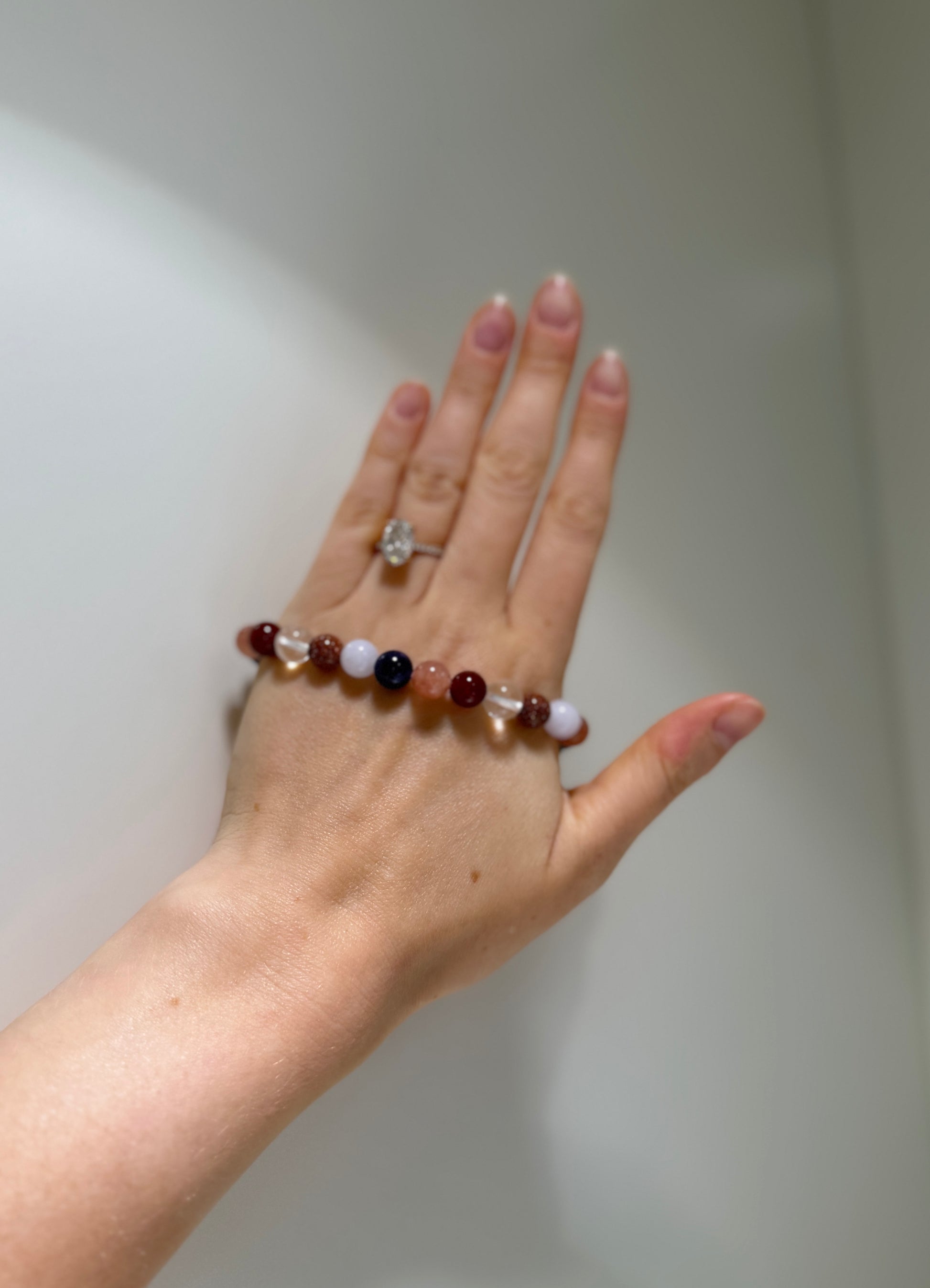 Pisces Luck Bracelet with Carnelian, Sandstone, Sunstone, Aquamarine, Amethyst and Clear Quartz, handmade – Soulehe.