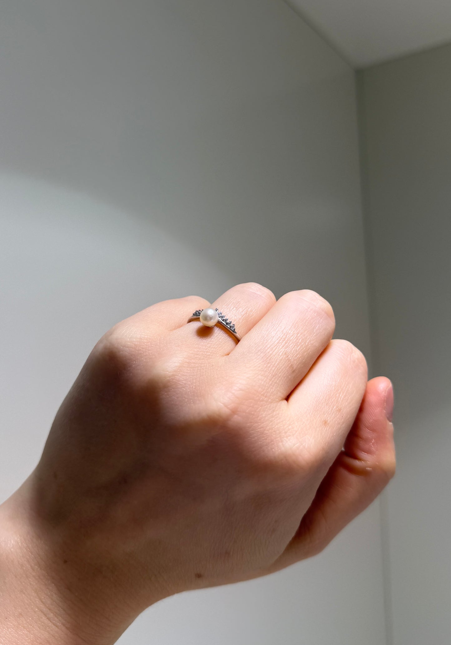 Freshwater Pearl Swirve • 925 Sterling Silver