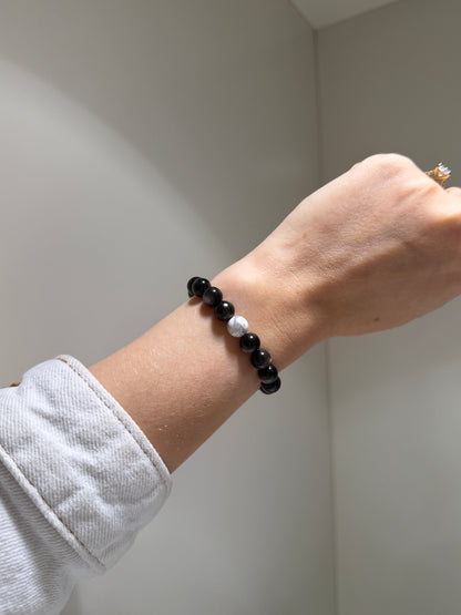 Peace, Relieves stress and anxiety, Life force, Protection, Inner strength