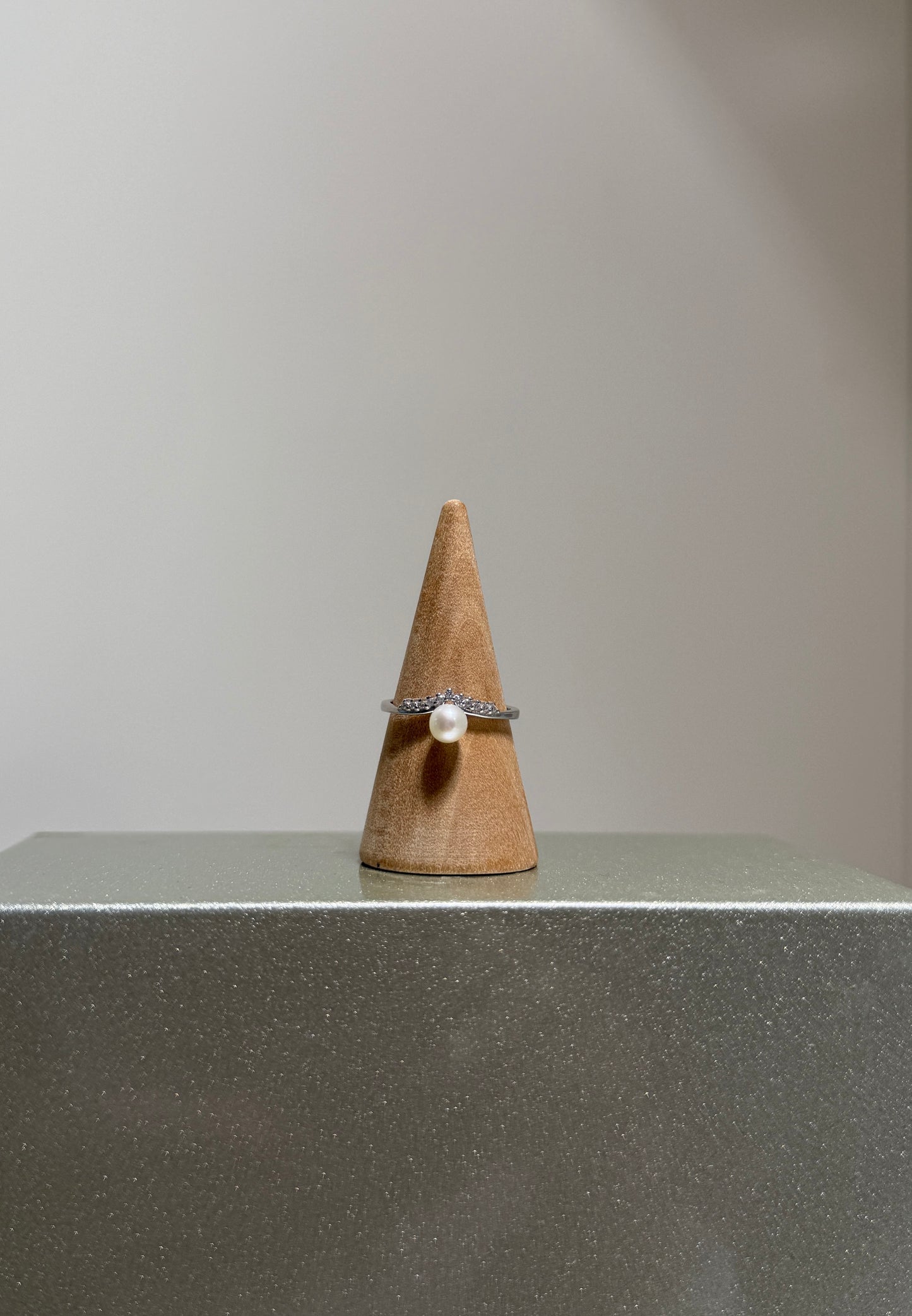 Freshwater Pearl Swirve • 925 Sterling Silver