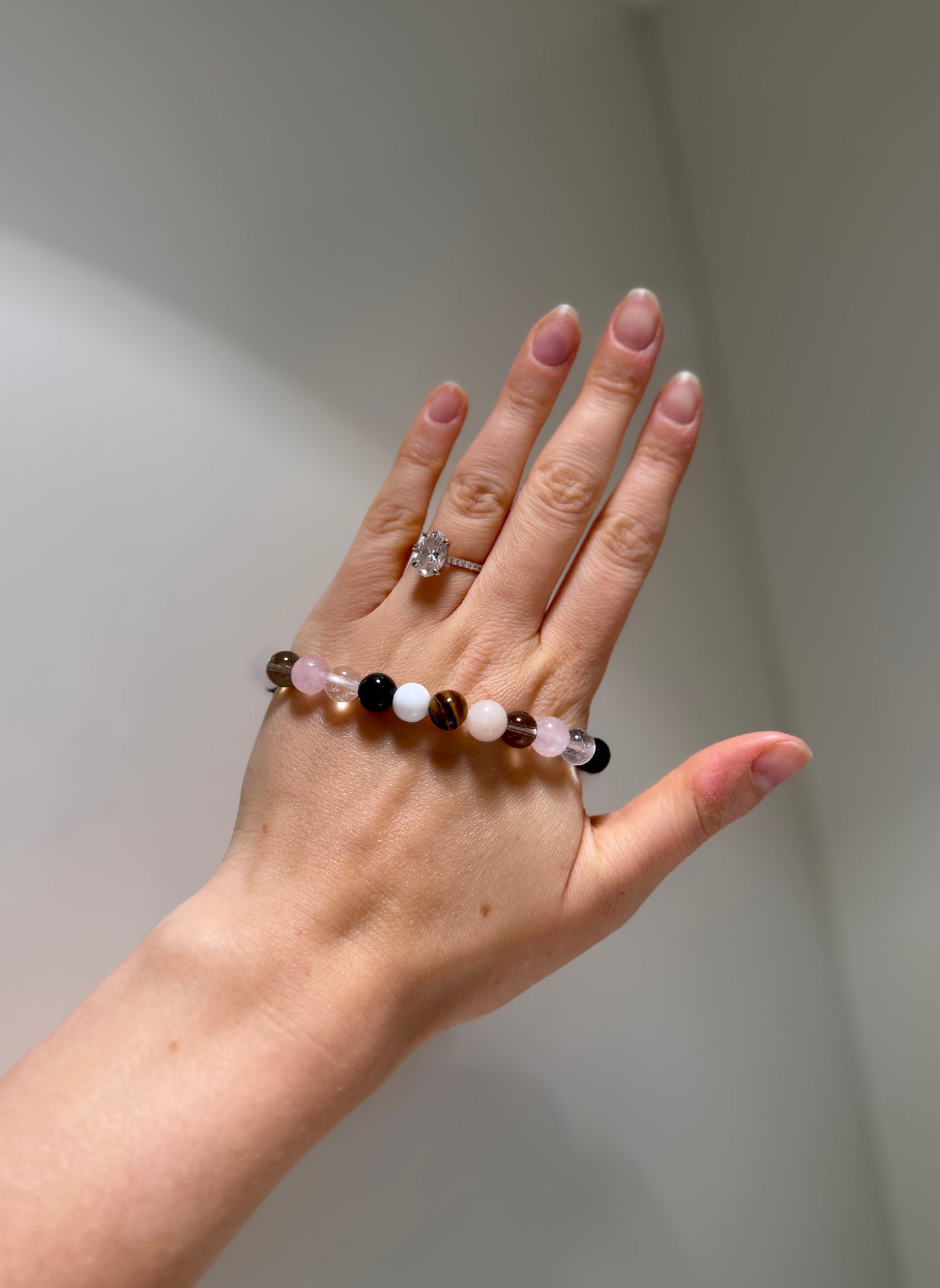 Capricorn Luck Bracelet with Rose Quartz, Obsidian, Clear Quartz, Tiger Eye, White Agate and Pink Aventurine, handmade – Soulehe.