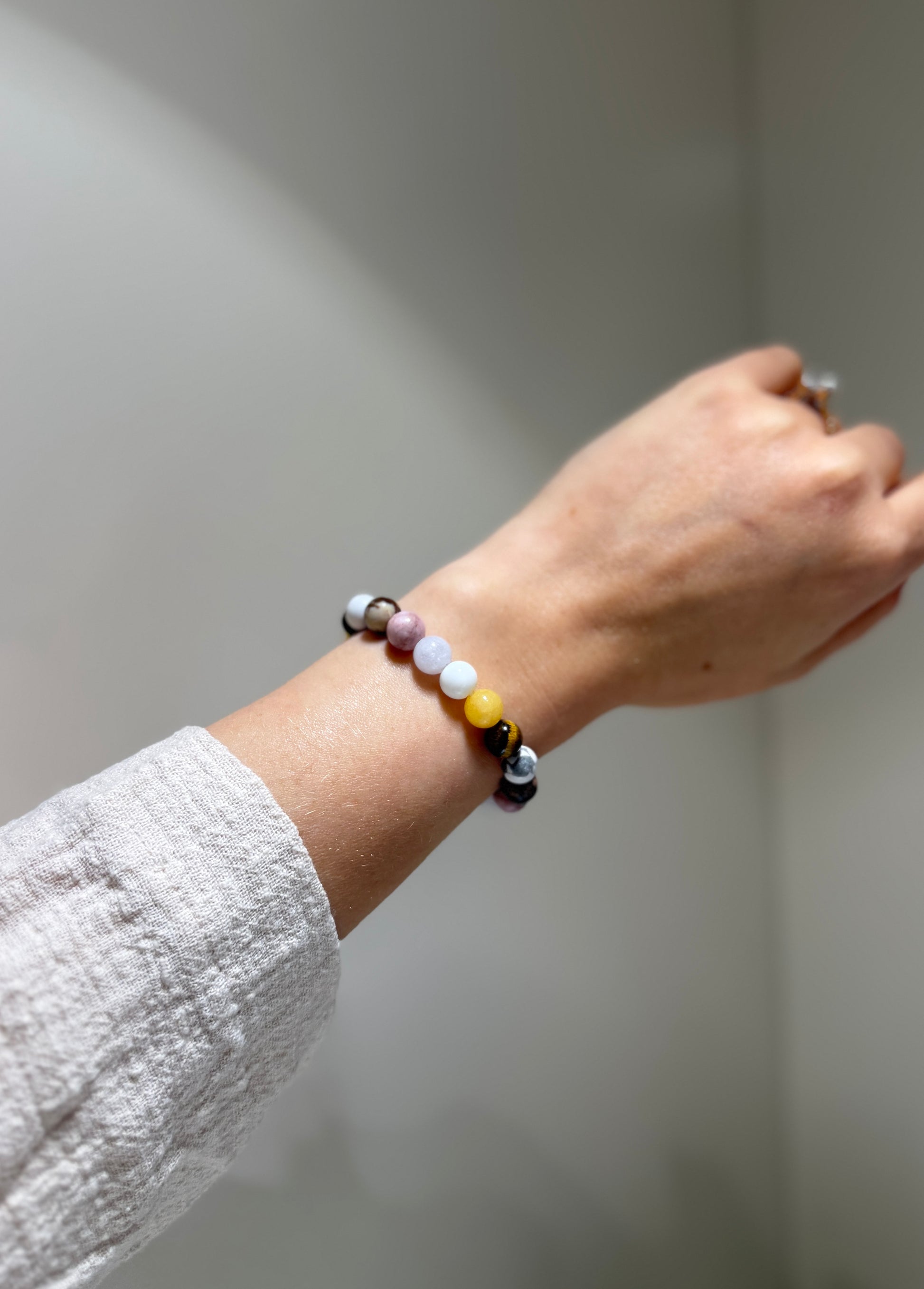 Gemini Luck Bracelet with Tiger Eye, Howlite, Pink Zebra, Aquamarine, White Agate, Australia Zebra and Citrine, handmade – Soulehe.