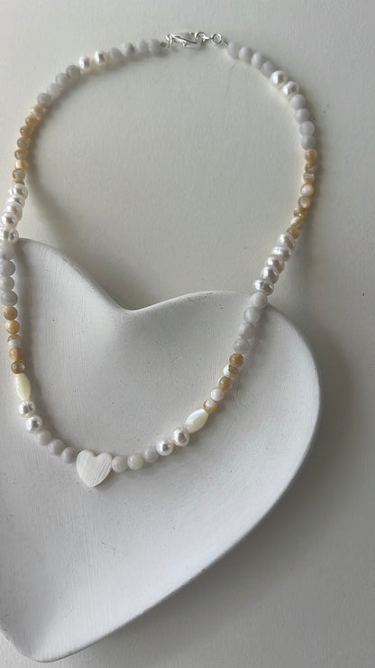 Summer Heart Choker