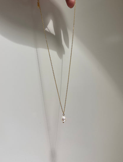 Solo Pearl • 14K Gold filled Necklace