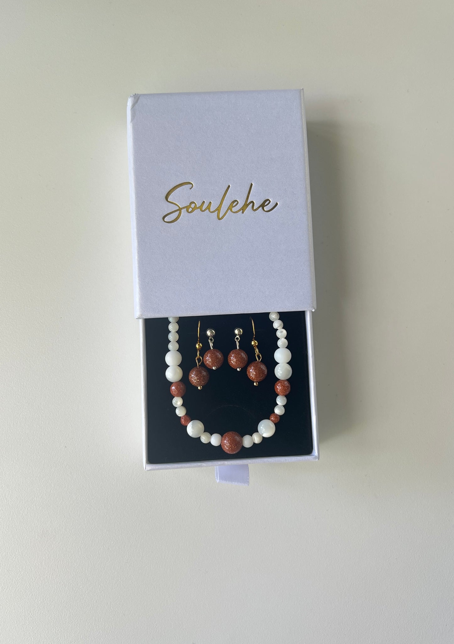 Positivity Set – Choker Necklace & Two Pairs of Earrings