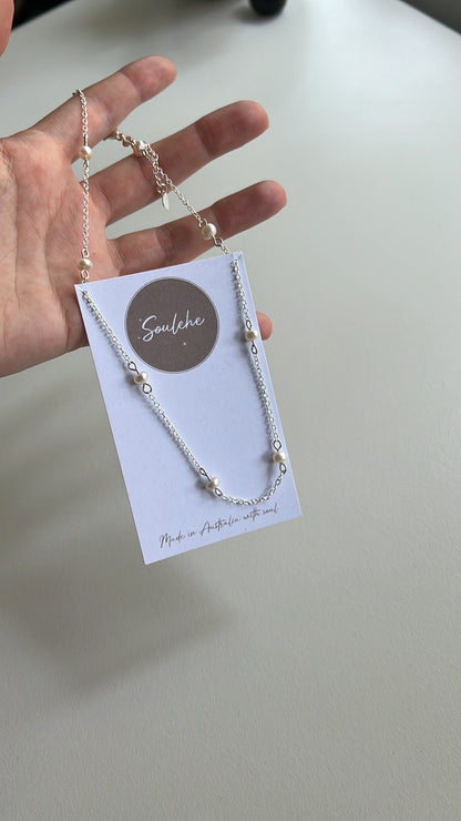 Beauty x Femininity • Necklace • Pearl & 925 Silver