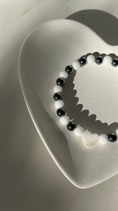 Natural Stone Hematite, white agate, shell bracelet