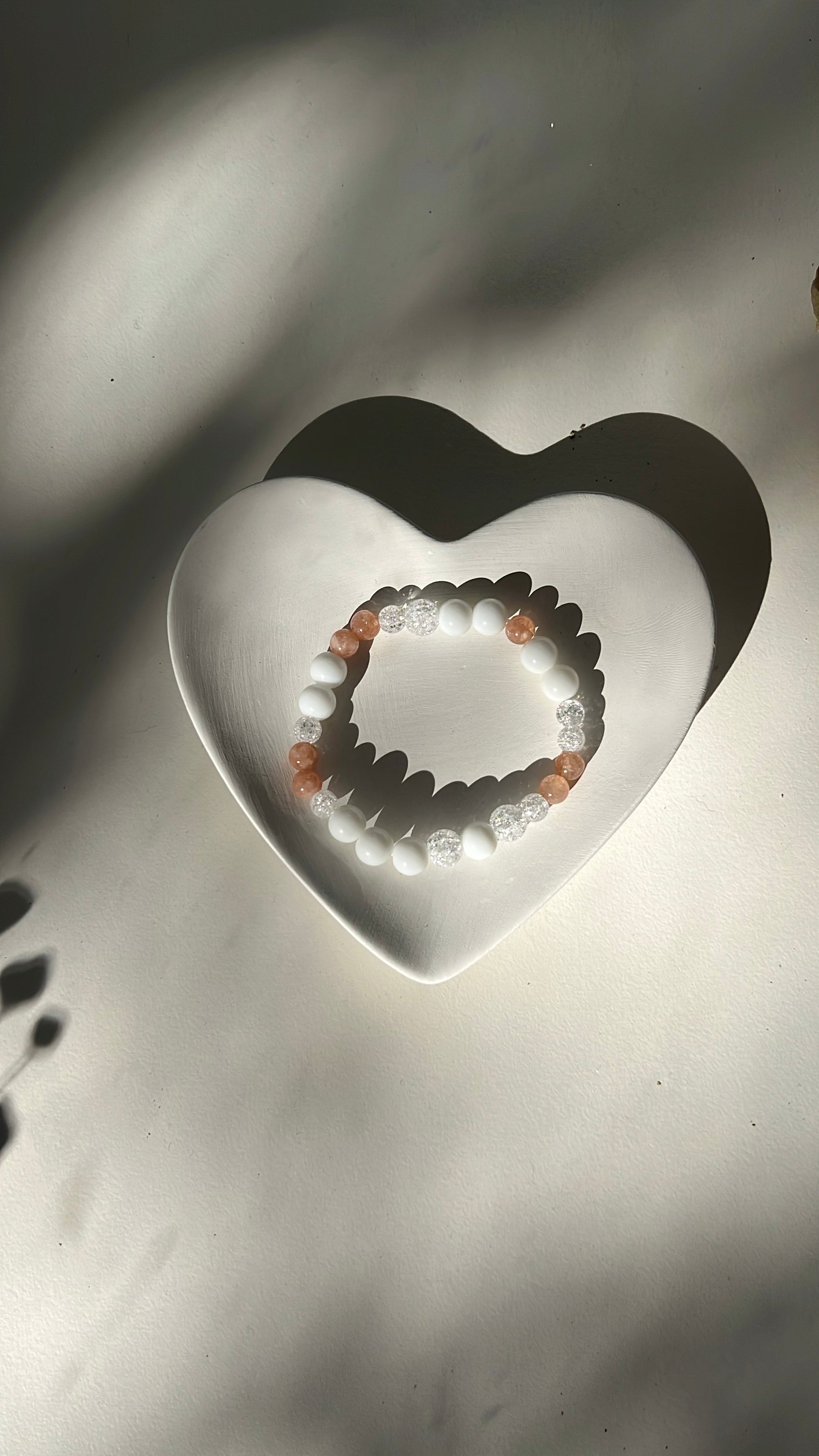 Natural crystal stone bracelet white Agate, Sunstone, Sparkle