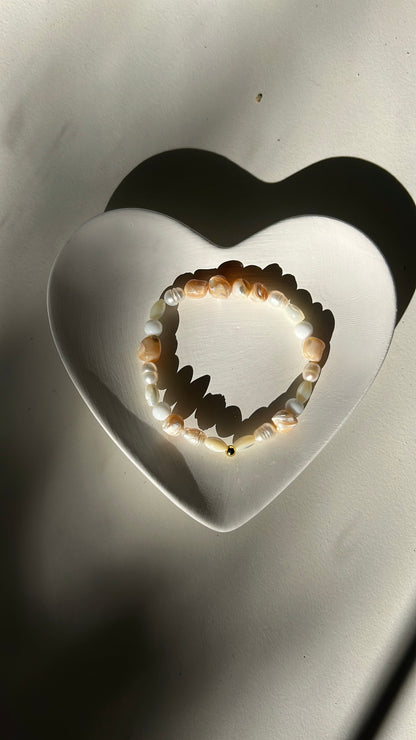 Natural shell pearl bracelet 