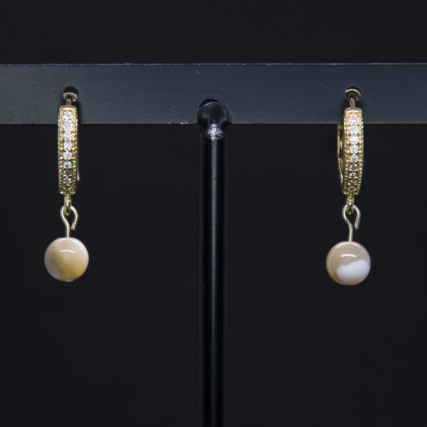 Intuition • Earrings • Shell x 14K Gold plated