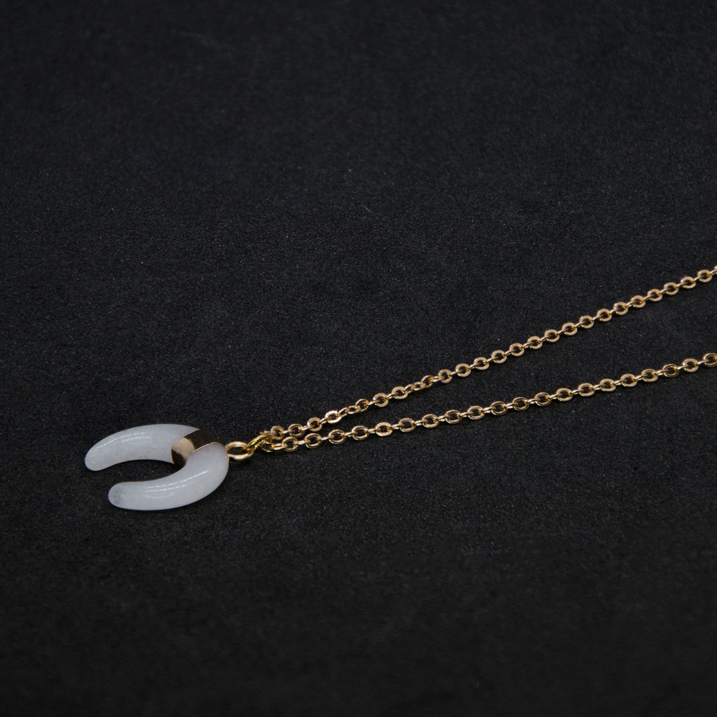 Intuition x Femininity • Necklace • White Agate & Stainless Steel
