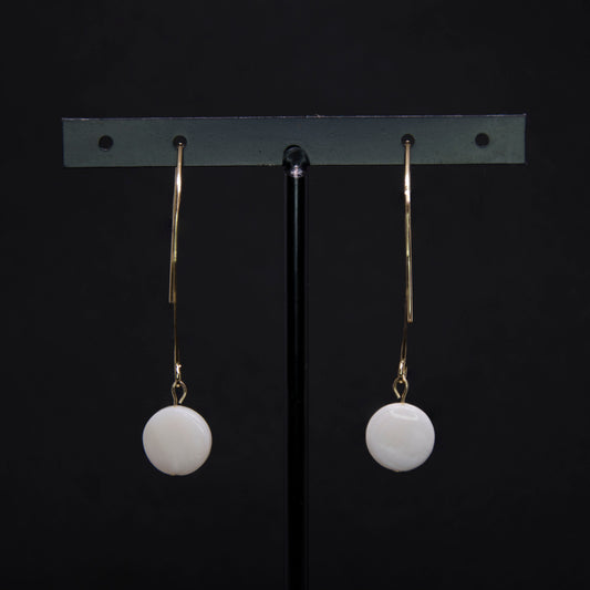 Beauty x Femininity • Earrings • Pearl & 18K Gold plated