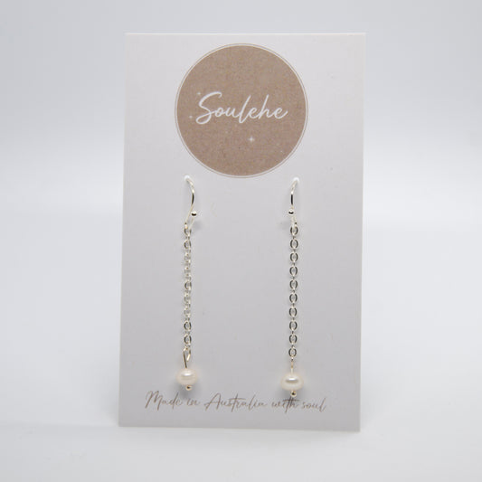 Earrings - Pearl & 18K Gold